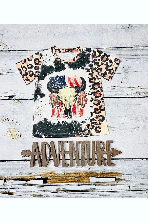 Bull skull on a USA flag animal print short sleeve t-shirt DLH1108-12