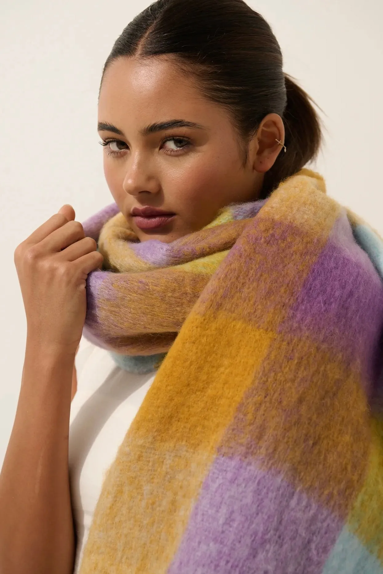 CAITLYN MULTI CHECK FLUFFY SCARF