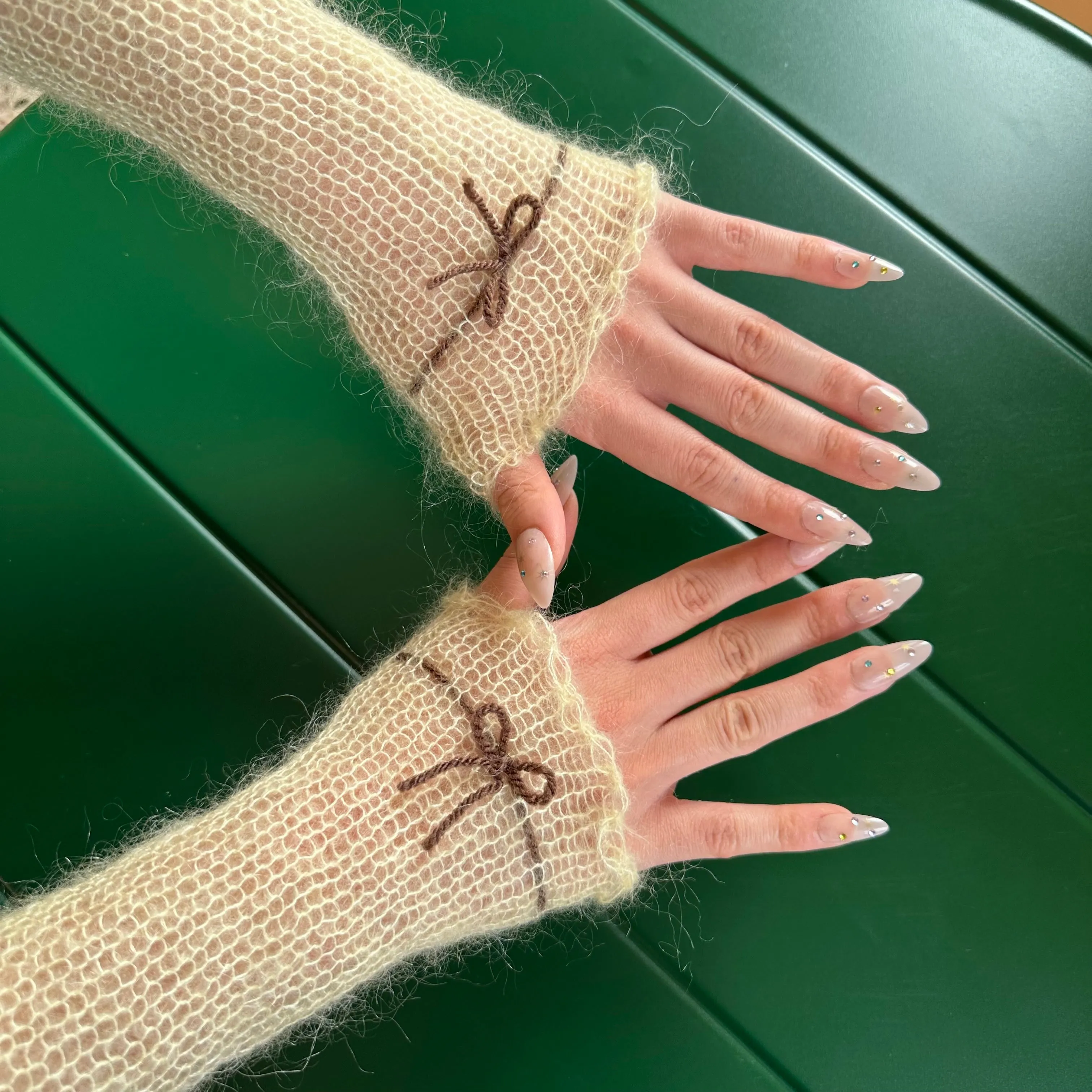 Handmade knitted mohair bow gloves in light yellow and brown - with thumb hole