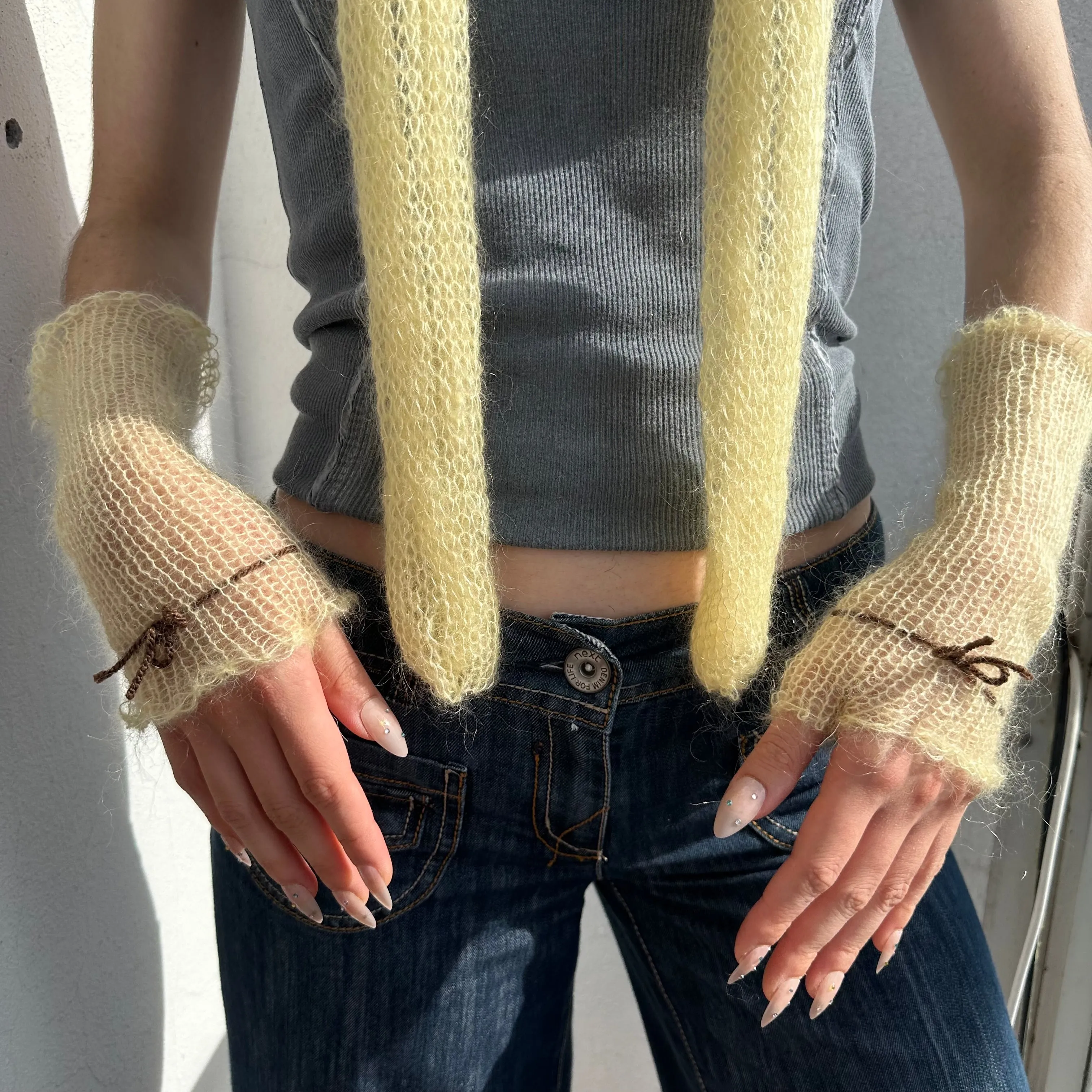 Handmade knitted mohair bow gloves in light yellow and brown - with thumb hole