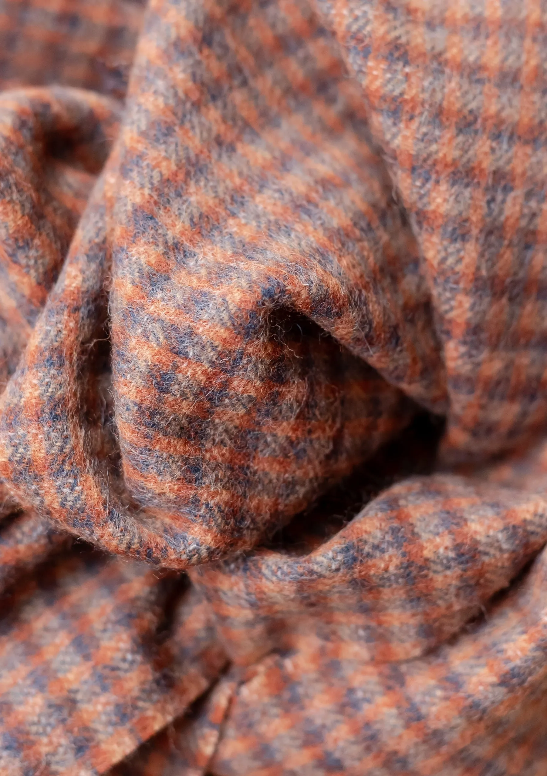 Lambswool Scarf in Coffee Textured Check