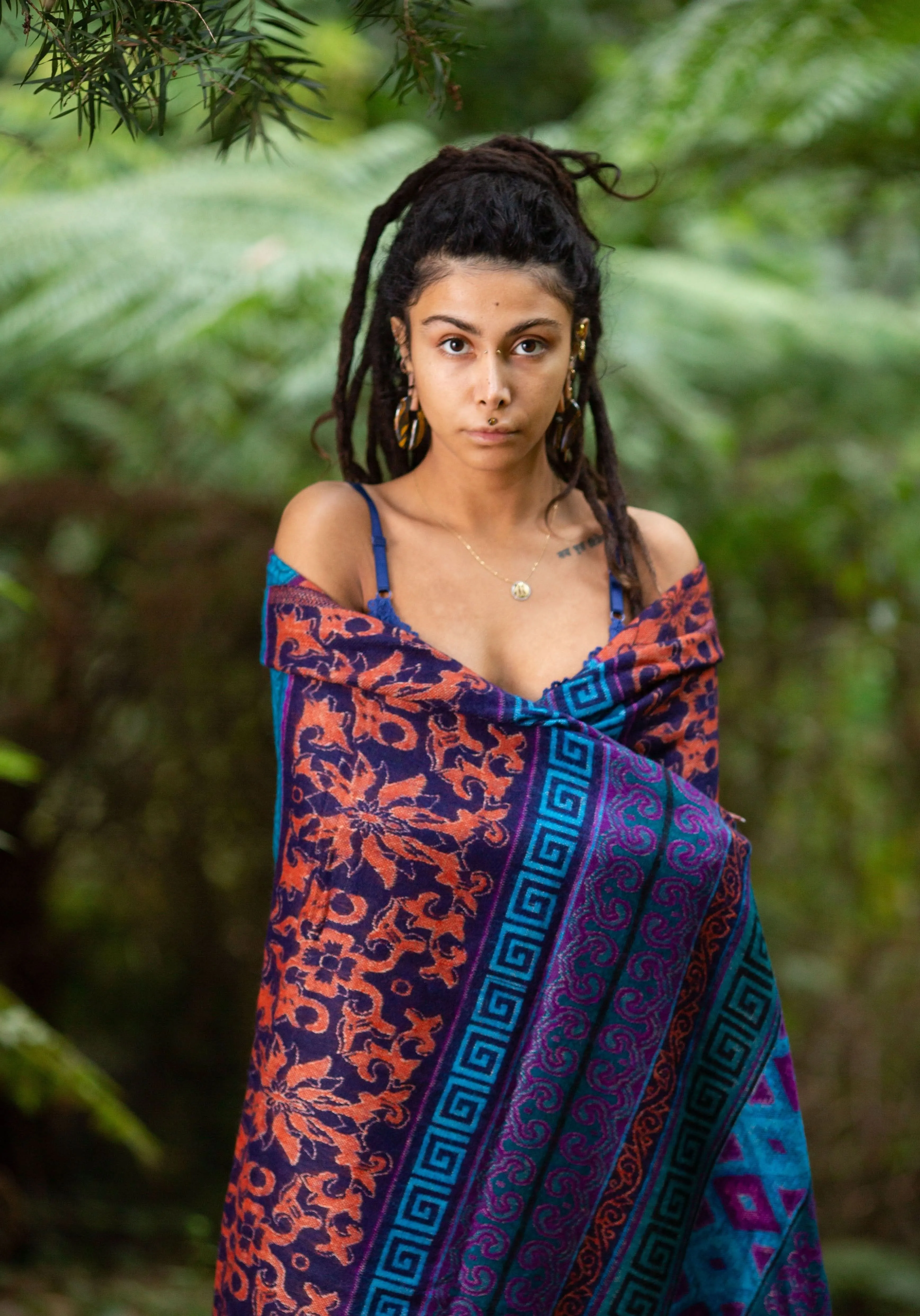 Mai Shawl - Shanti