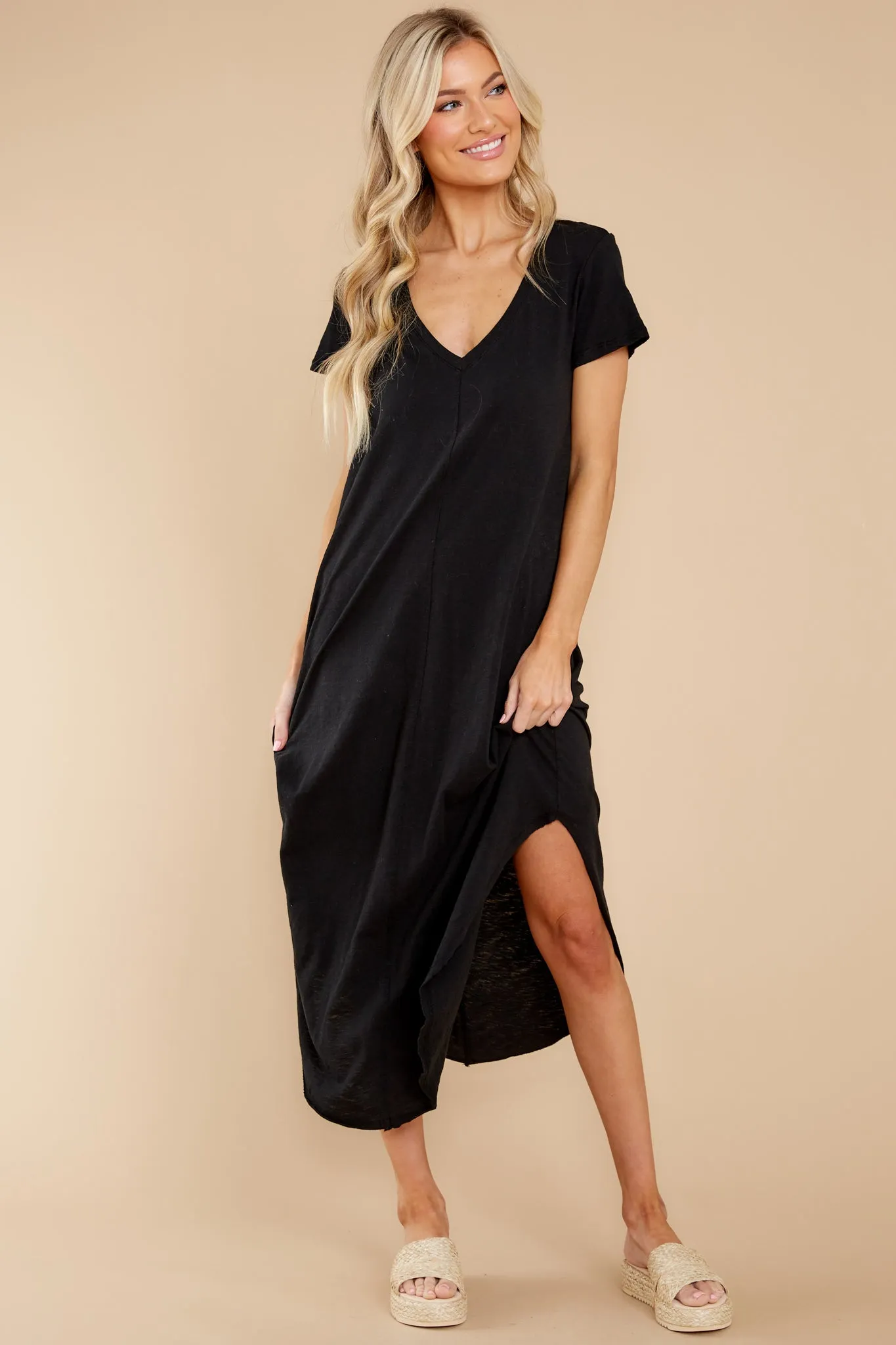 Reverie Black Short Sleeve Dress