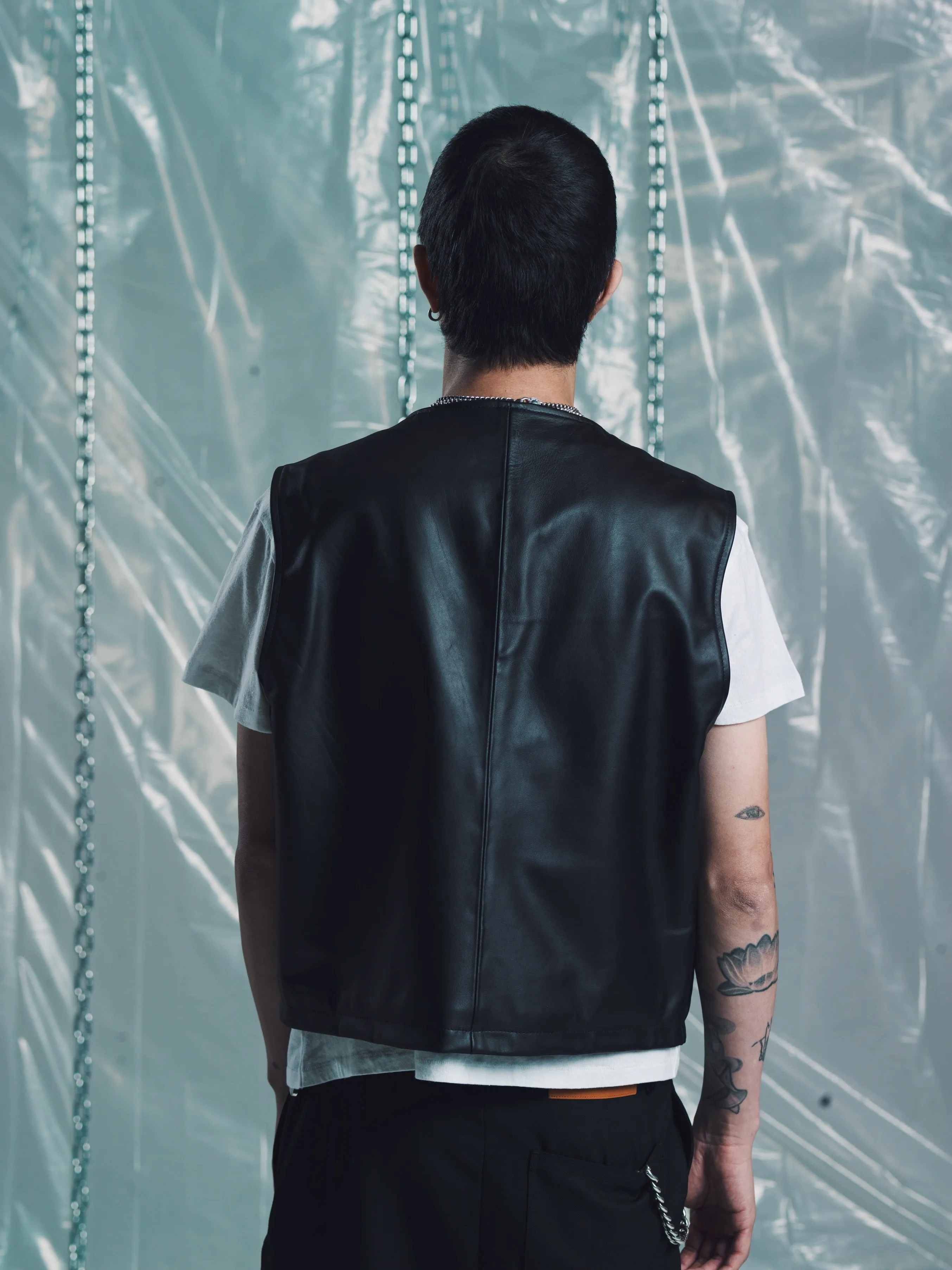 THE ROLLER VEST| BLACK LEATHER