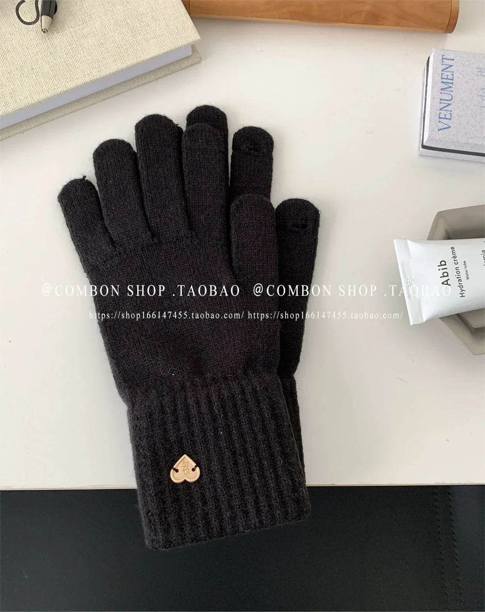 Warm Knitted Gloves  Versatile Winter Essential for Men & Women!